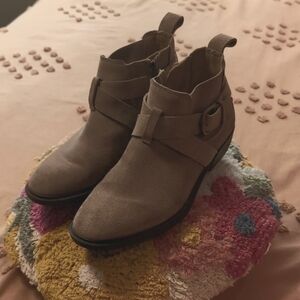 Ugg Wylma Ankle Boots